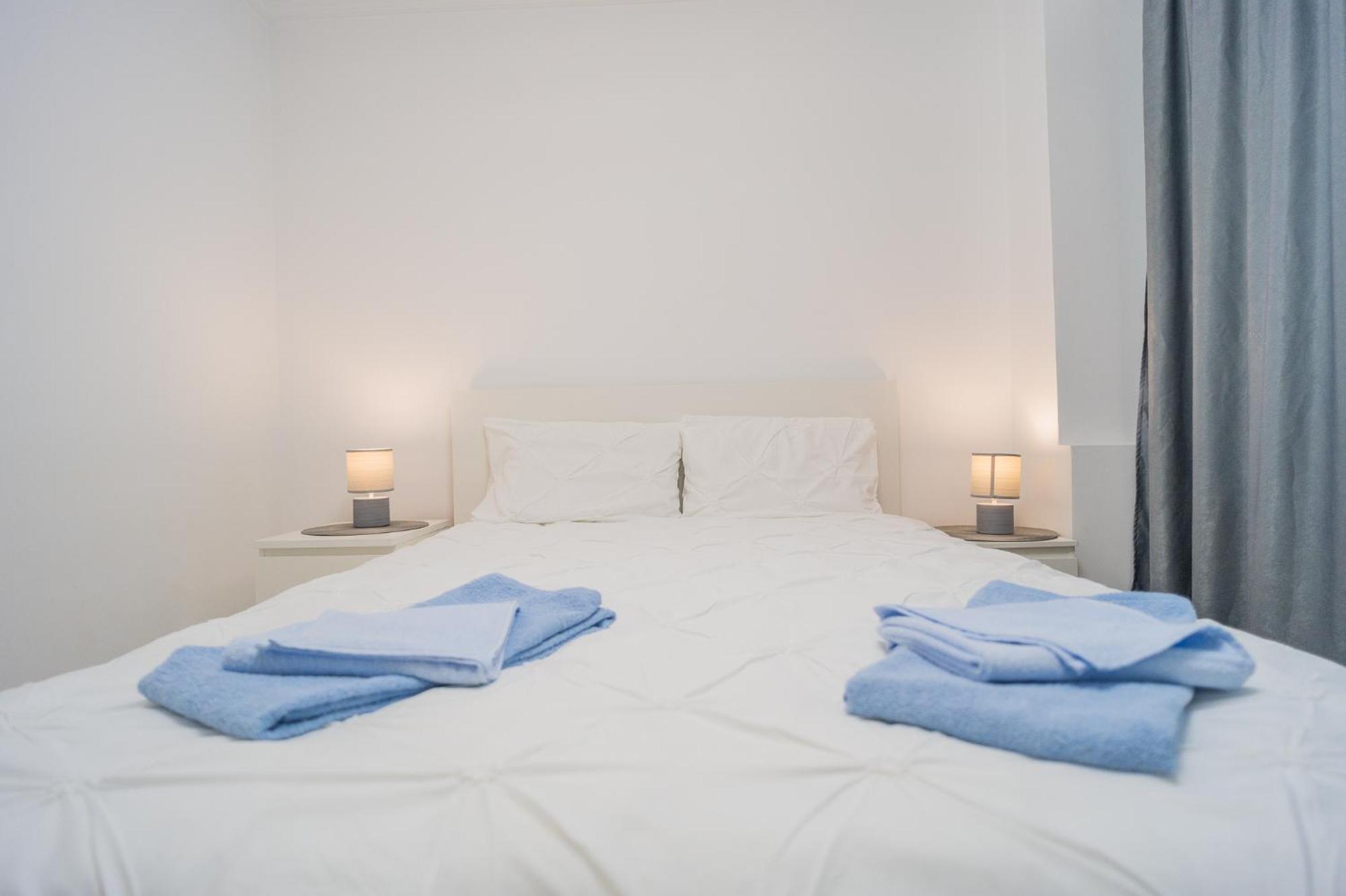 شقة Luxury 2Br On Decebal Avenue بوخارست المظهر الخارجي الصورة